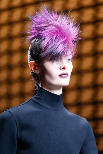 Look 92